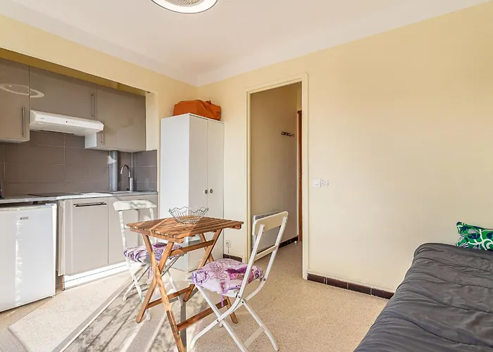 Le Grand Large-4 By Interhome شقة